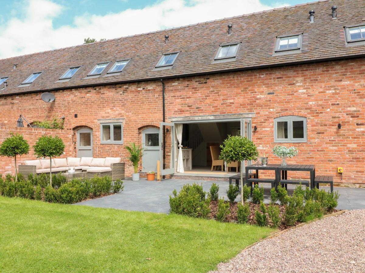 Upper Barn Villa Stafford Exteriör bild
